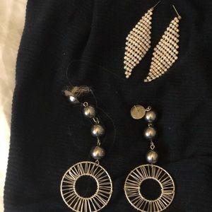 Custom made loop pearl drop earrings